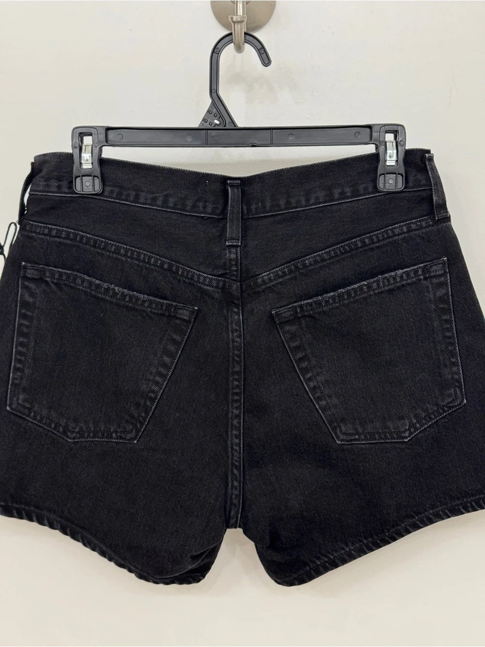 AGOLDE Parker Long Jean Shorts in Phase Black sz 27 4.5